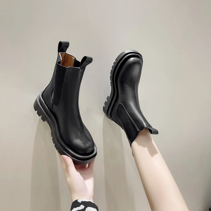 Women's Chelsea Boots