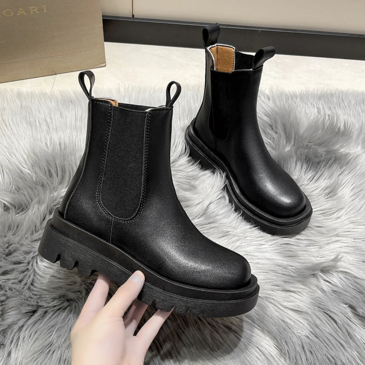 Women's Chelsea Boots